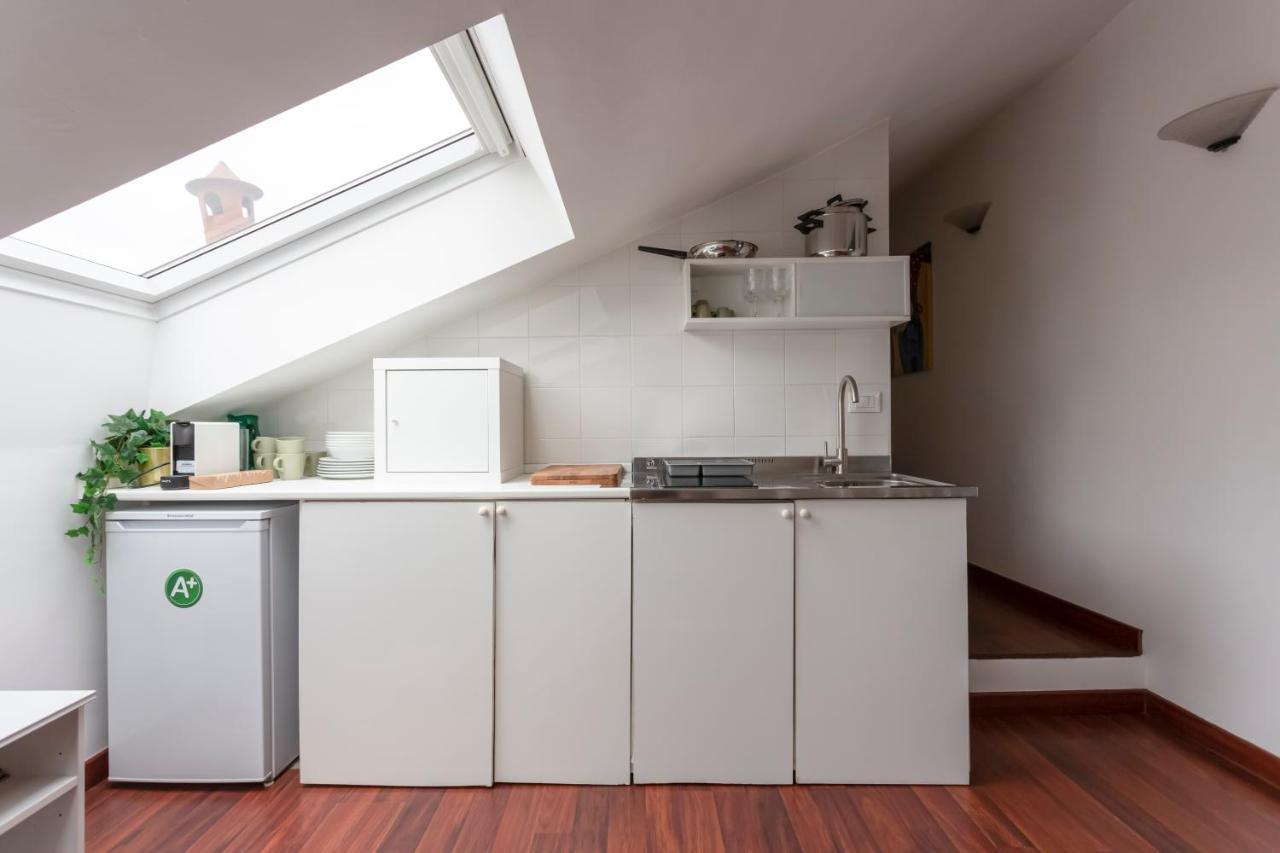 2 Bedroom 2 Bathroom Apt - Duomo 2 มิลาน ภายนอก รูปภาพ